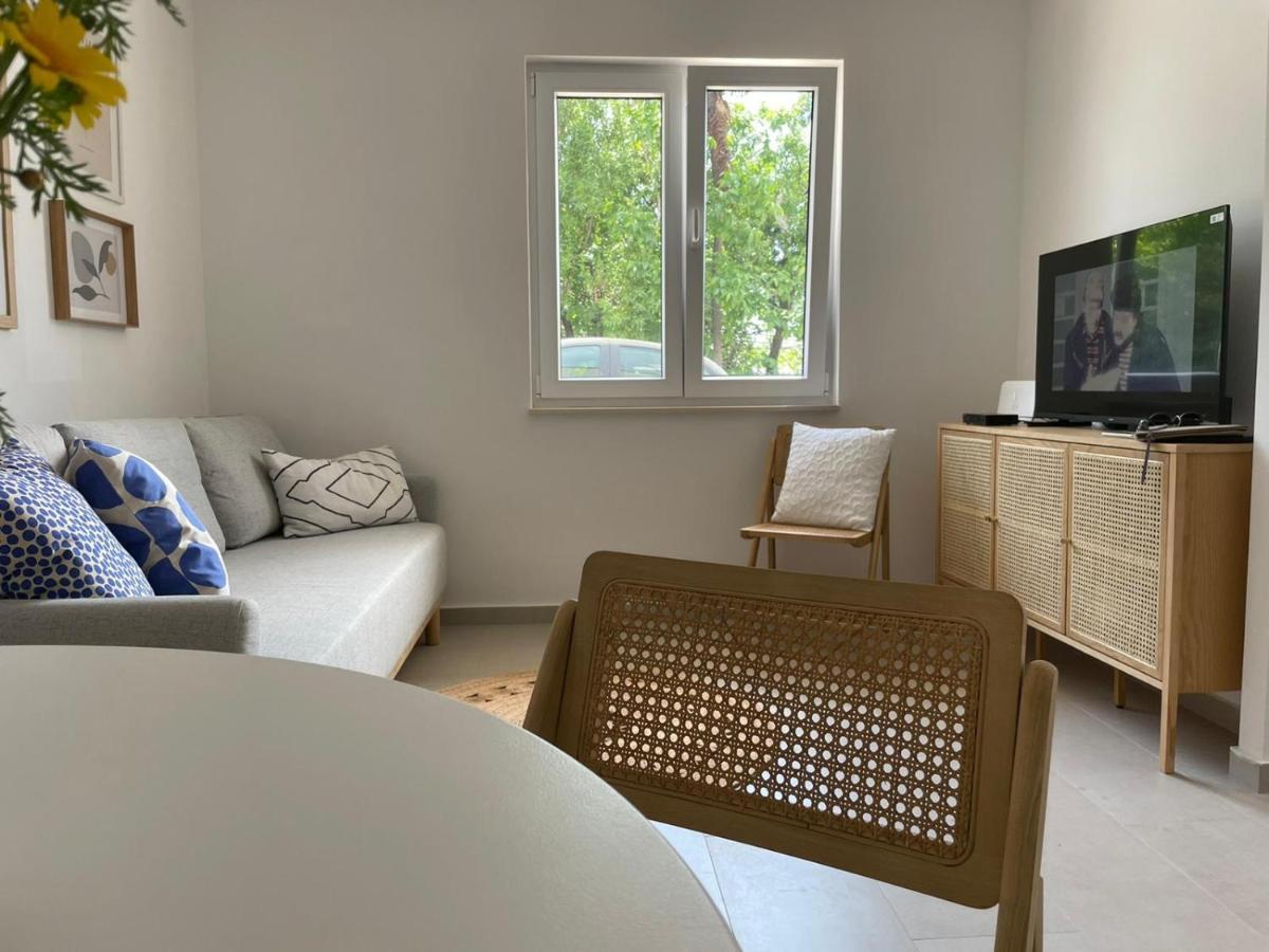 Apartment Sur La Plage Podstrana Exterior foto