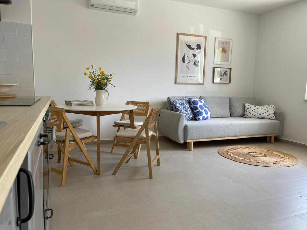 Apartment Sur La Plage Podstrana Exterior foto