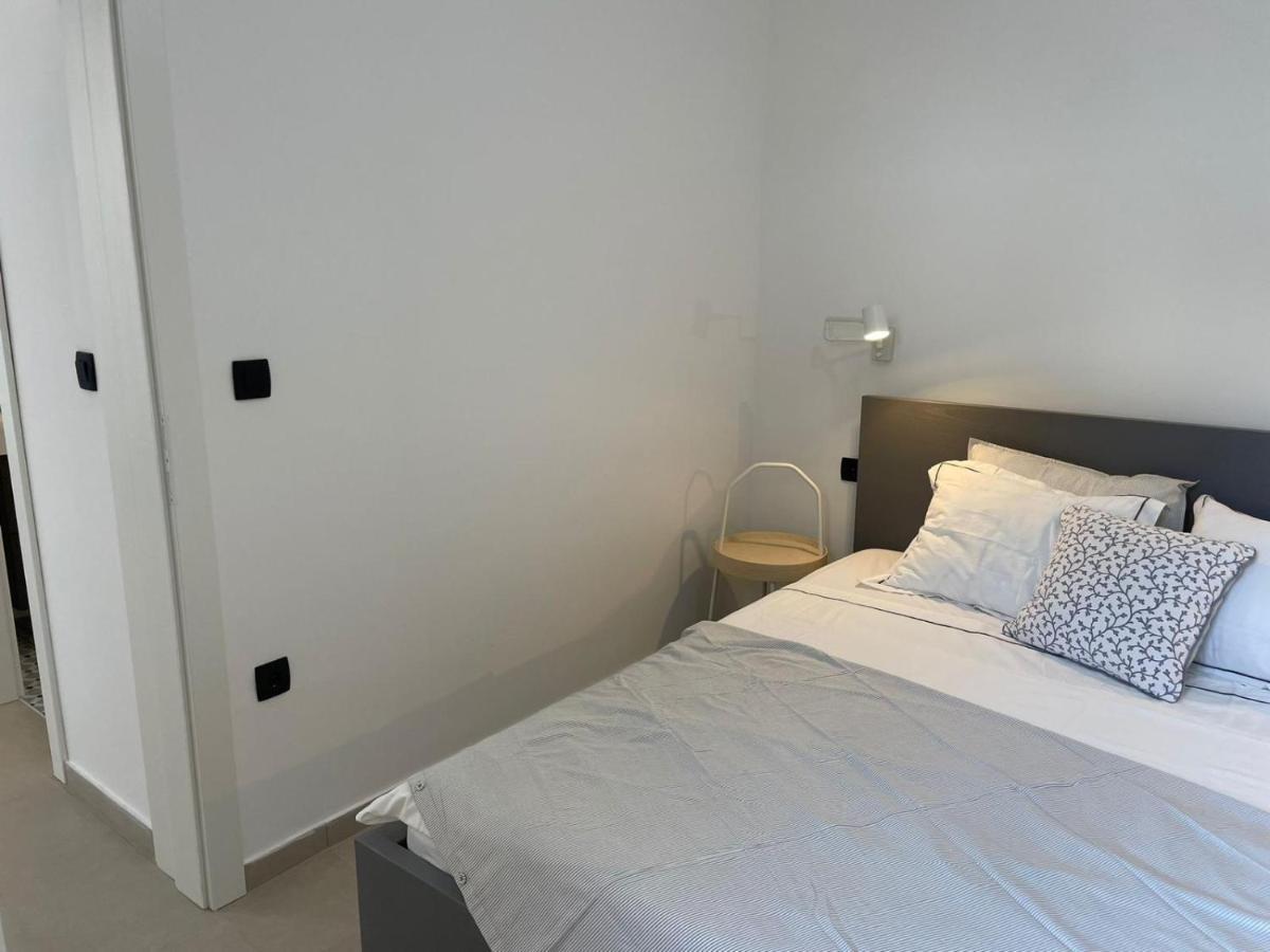 Apartment Sur La Plage Podstrana Exterior foto