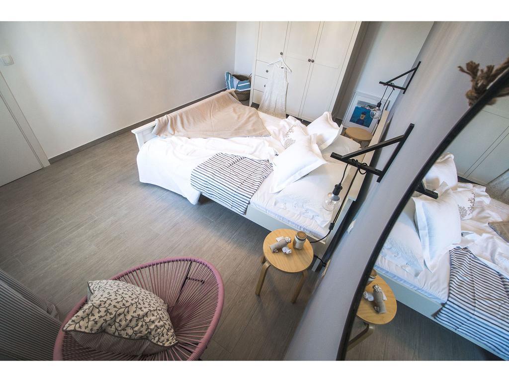 Apartment Sur La Plage Podstrana Exterior foto