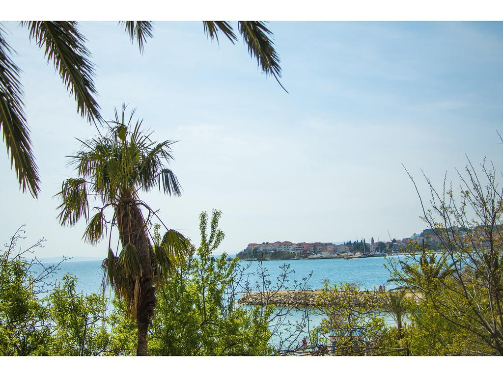 Apartment Sur La Plage Podstrana Exterior foto